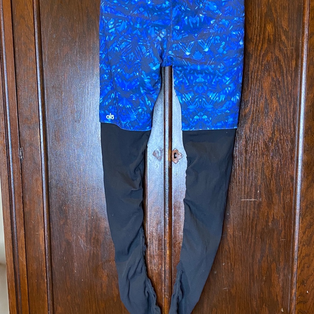 ALO goddess leggings blue and black Size S